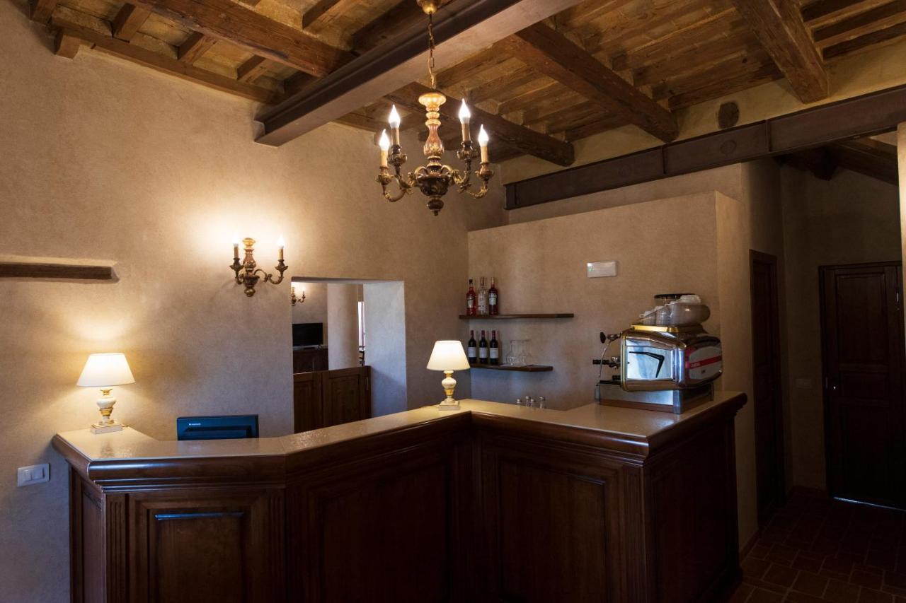 Locanda Di Montegiove Fano Bagian luar foto
